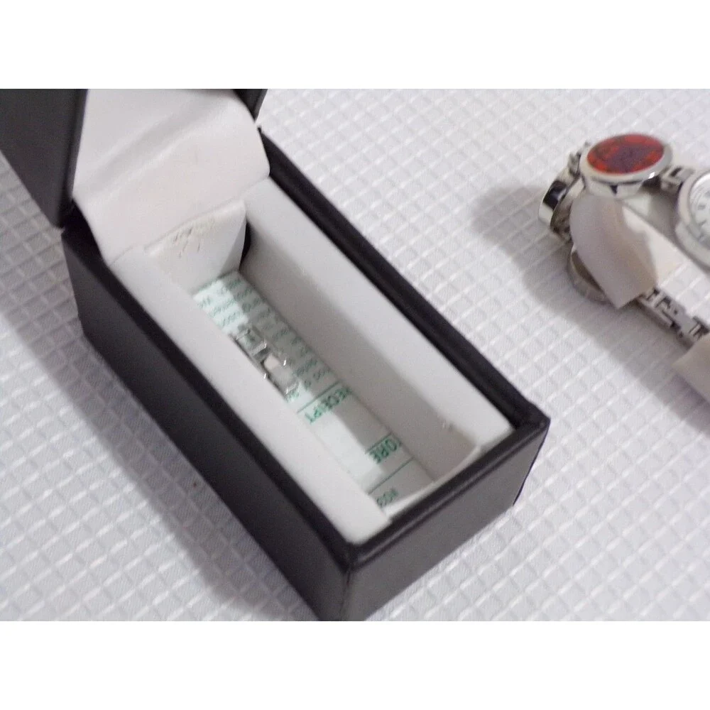 Gramercy Silver Stone Bracelet Women's Wrist Watch w/Adjustable Band Orig Box